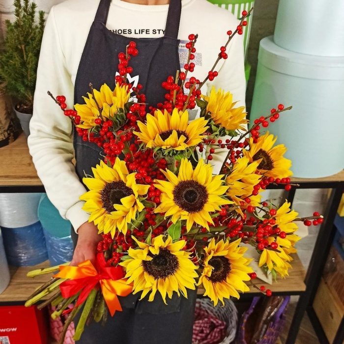 Букет «Подсолнухов и рябины», фото 4